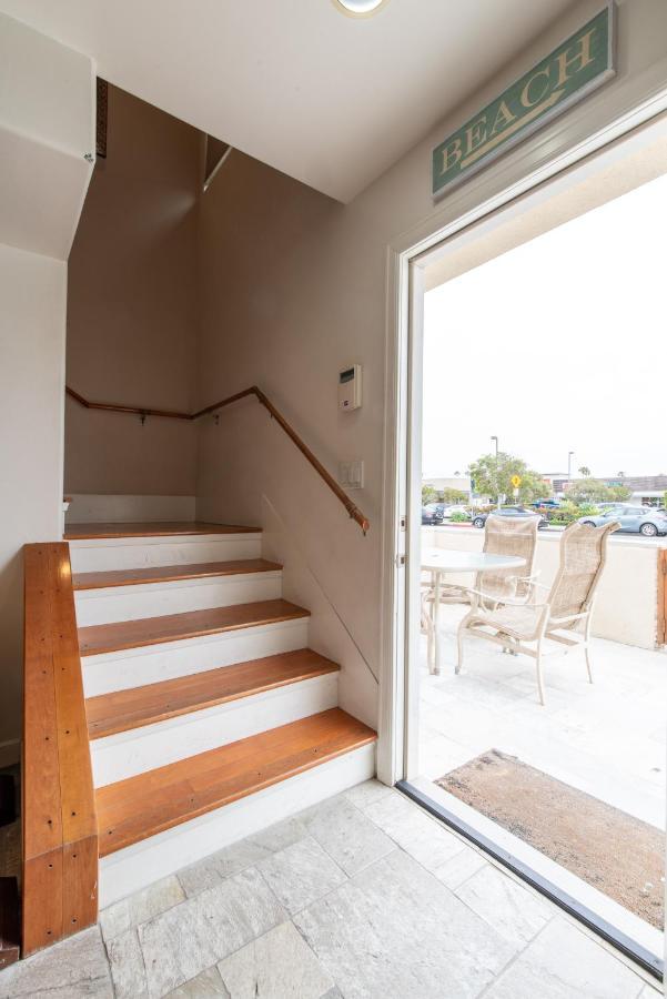 Newport Beach House 1 Block From The Beach Free Pickleball Courts And 5 Beach Cruisers Exterior photo
