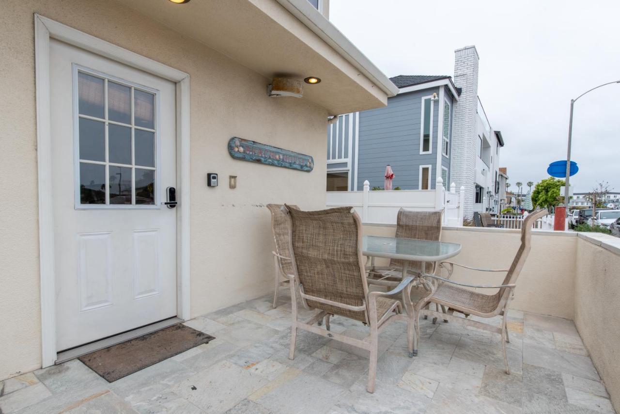 Newport Beach House 1 Block From The Beach Free Pickleball Courts And 5 Beach Cruisers Exterior photo