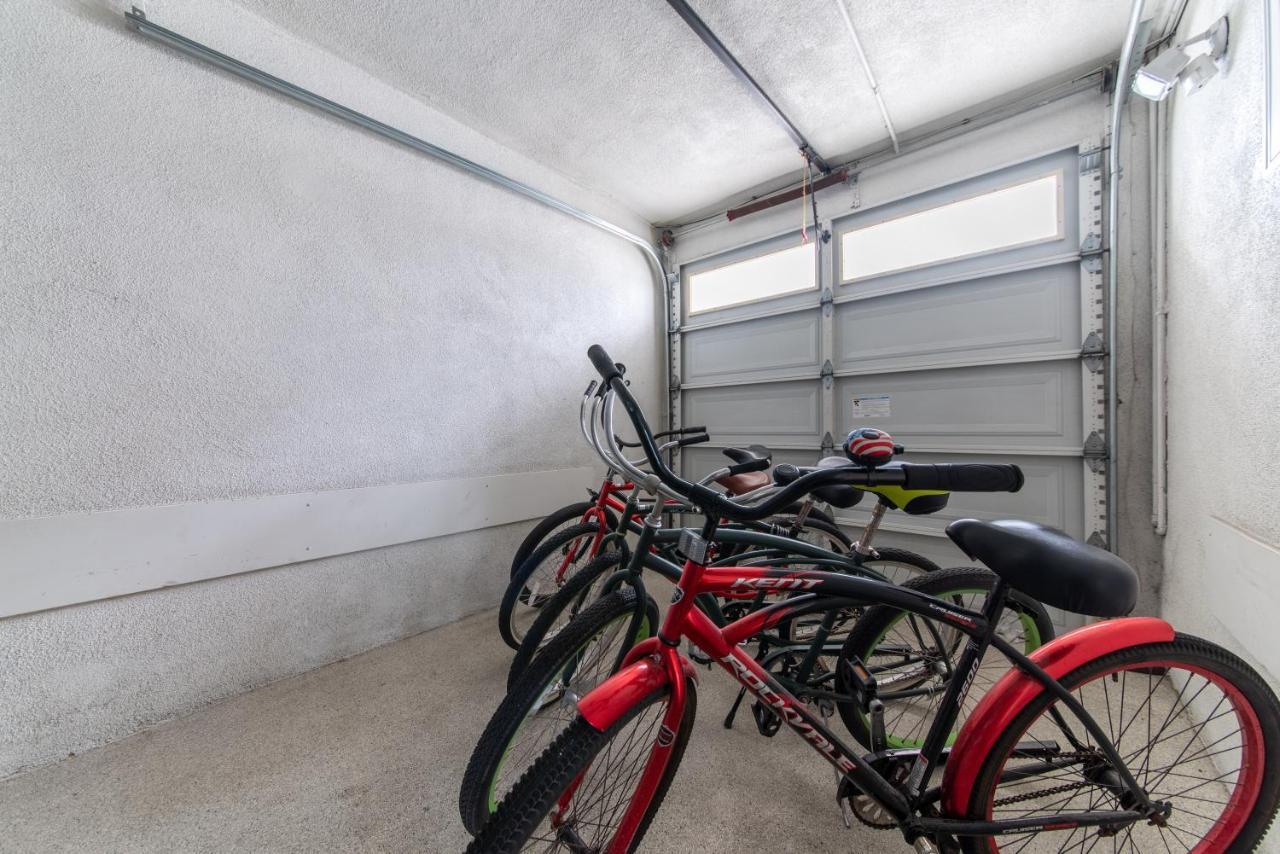 Newport Beach House 1 Block From The Beach Free Pickleball Courts And 5 Beach Cruisers Exterior photo